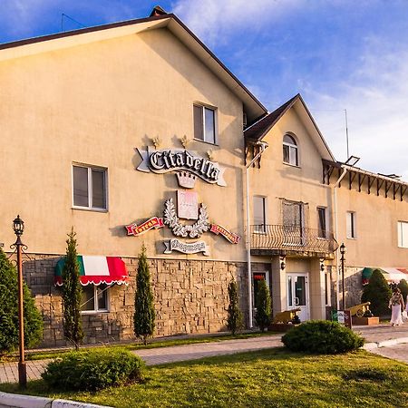 Citadella Hotell Skadovsʼk Exteriör bild