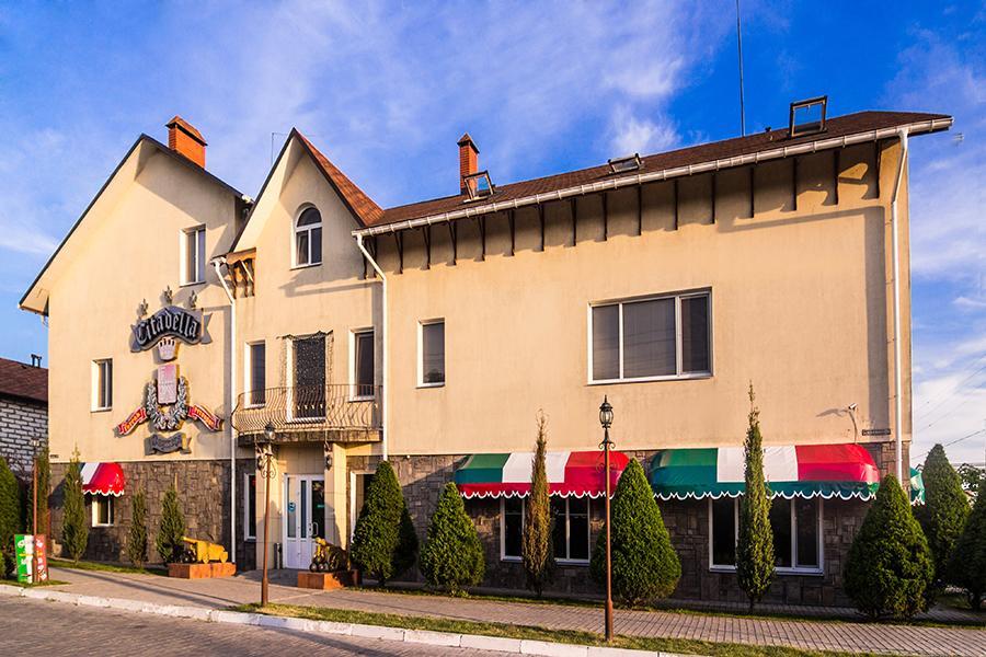 Citadella Hotell Skadovsʼk Exteriör bild